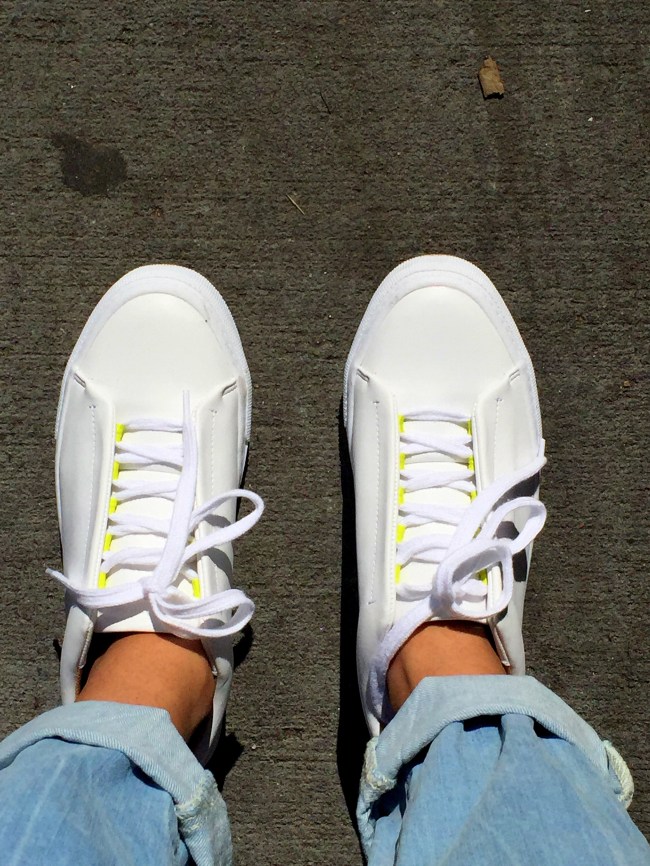 White Sneakers outfits 7