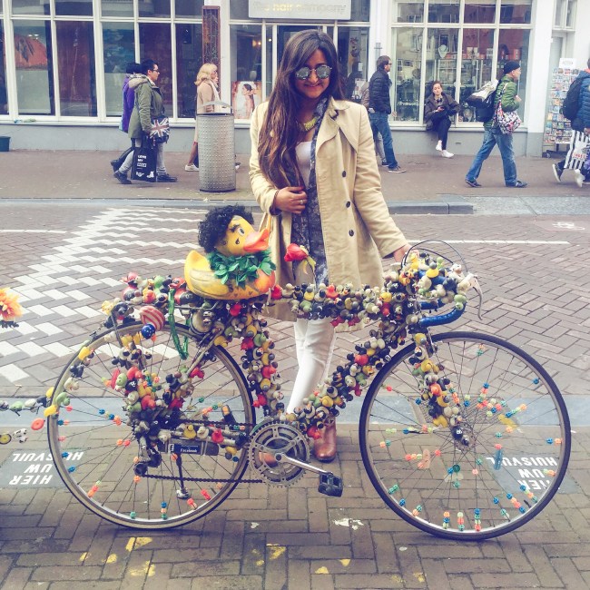 Travel Outfits - What to Wear in Amsterdam 9