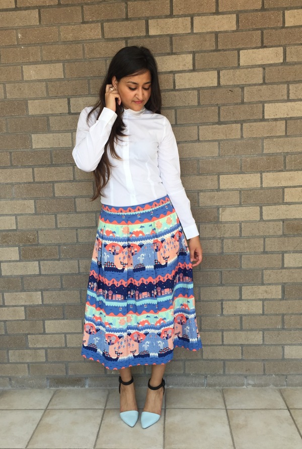 What to Wear With a Printed Skirt
