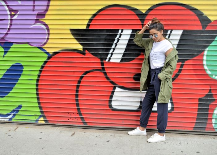 how-to-wear-cargo-pants-outfit-11