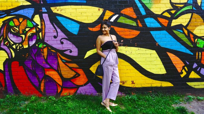 how to wear paperbag pant trend outfit 4