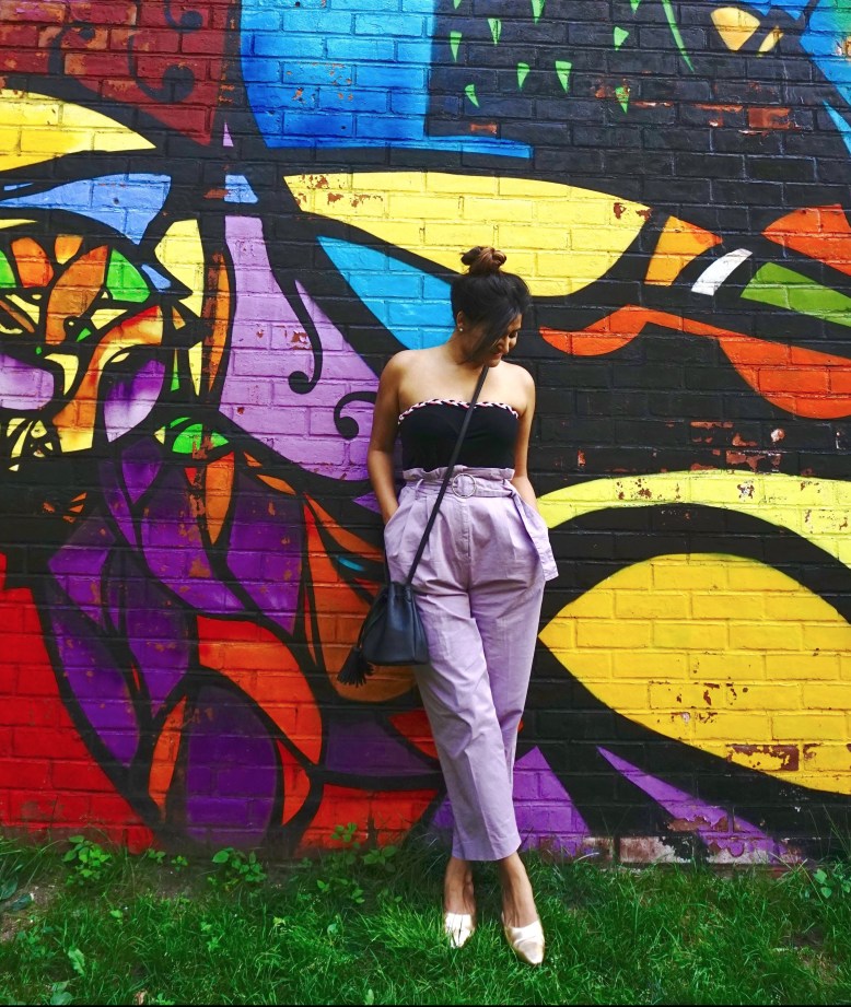 how to wear paperbag pant trend outfit 7