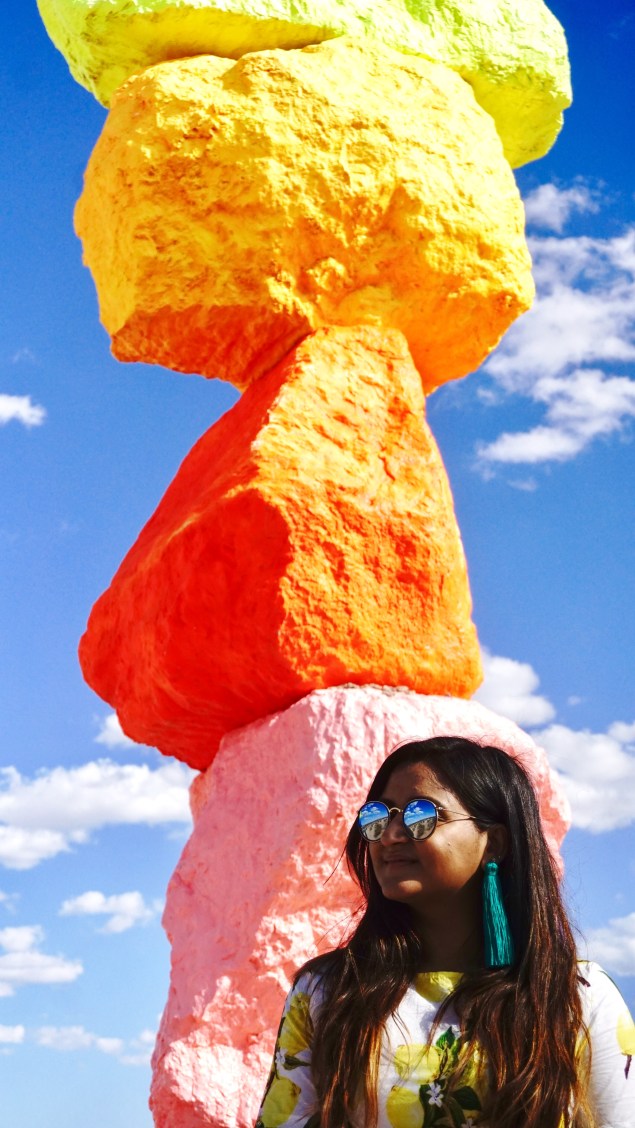 Lemon Print Outfit Trend 11