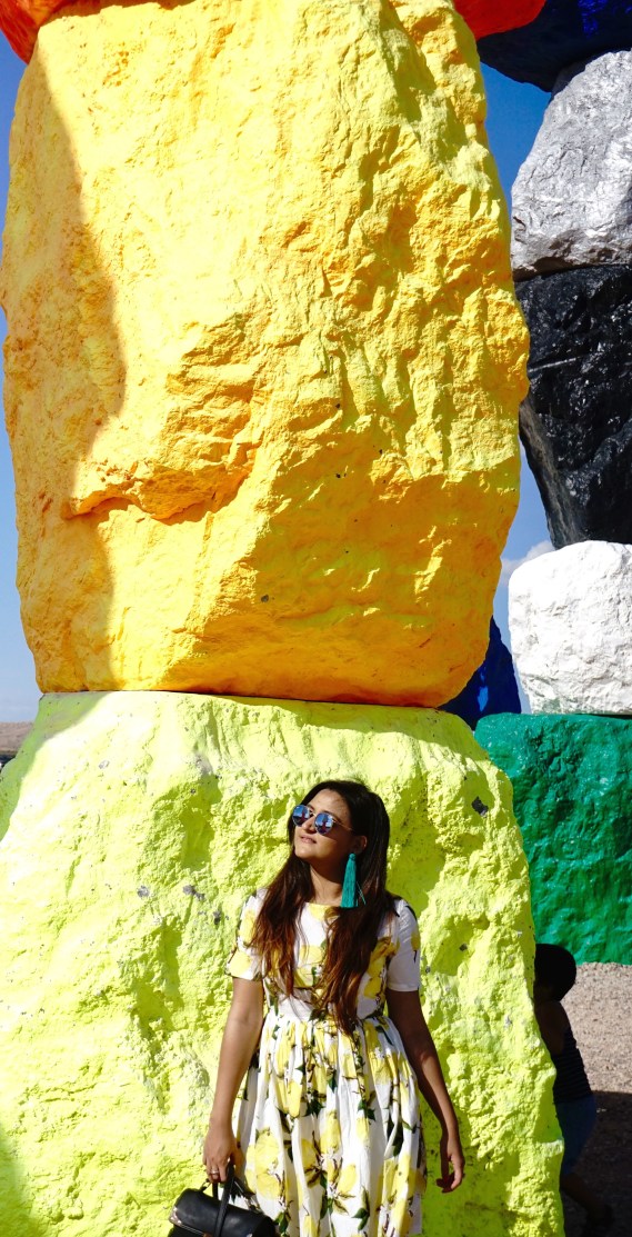 Lemon Print Outfit Trend 3