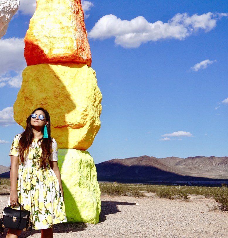 Lemon Print Outfit Trend 7