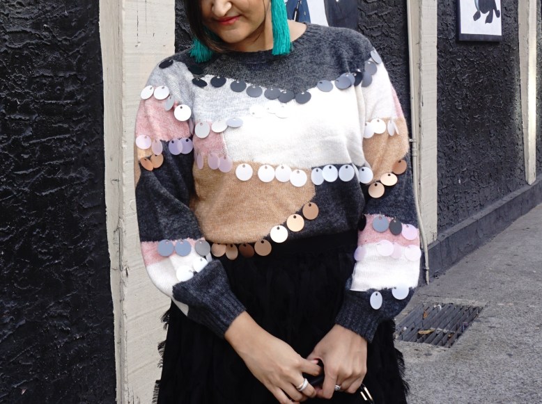 How to Wear a Fall Sweater Outfit 4