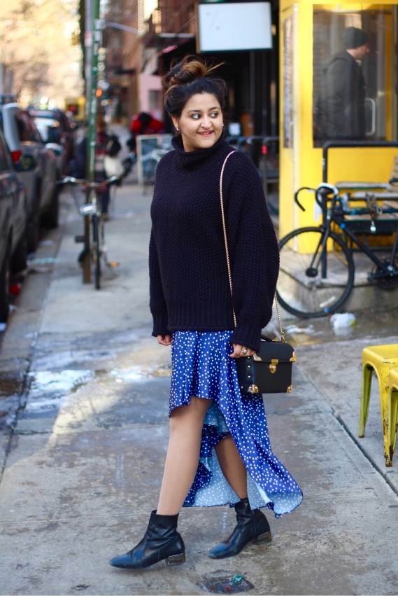 Winter Sweater and Skirt Combination Outfit 10