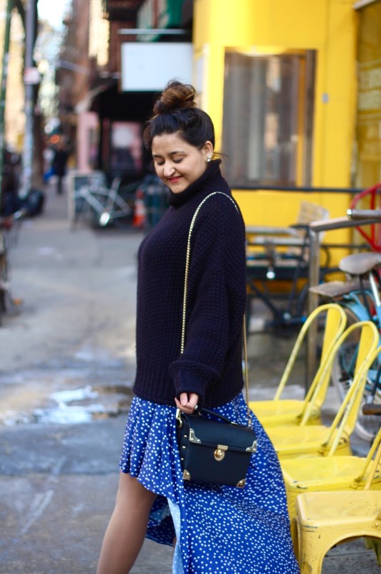 Winter Sweater and Skirt Combination Outfit 11