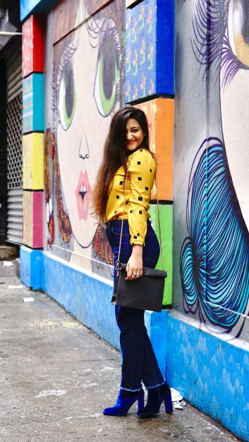 How to Wear Mom Jeans 1