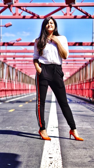 How to Wear Track Pants Outfit 1